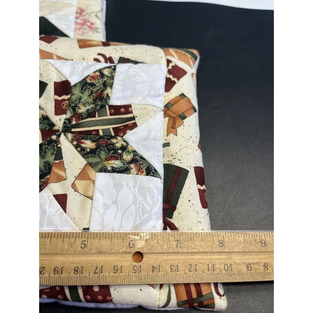 Pair of Amish Made “Spice” Hot Plate Holders Mats Floral Star Multi Colored